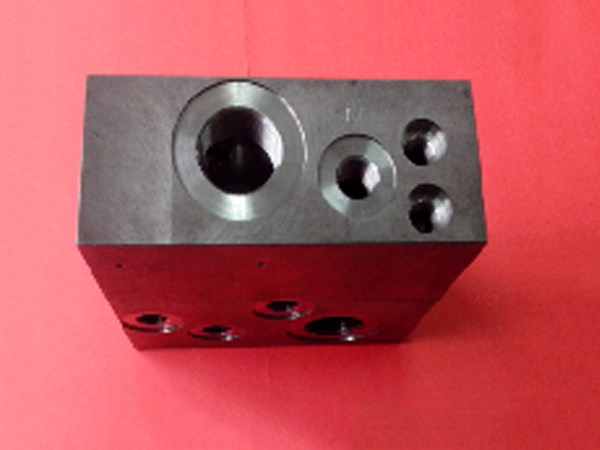 工程液压系统阀体